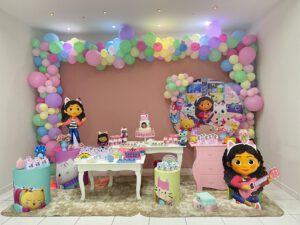 decoração festa infantil tema Casa Mágica da Gabby