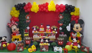 decoração festa infantil tema Mickey e Minnie